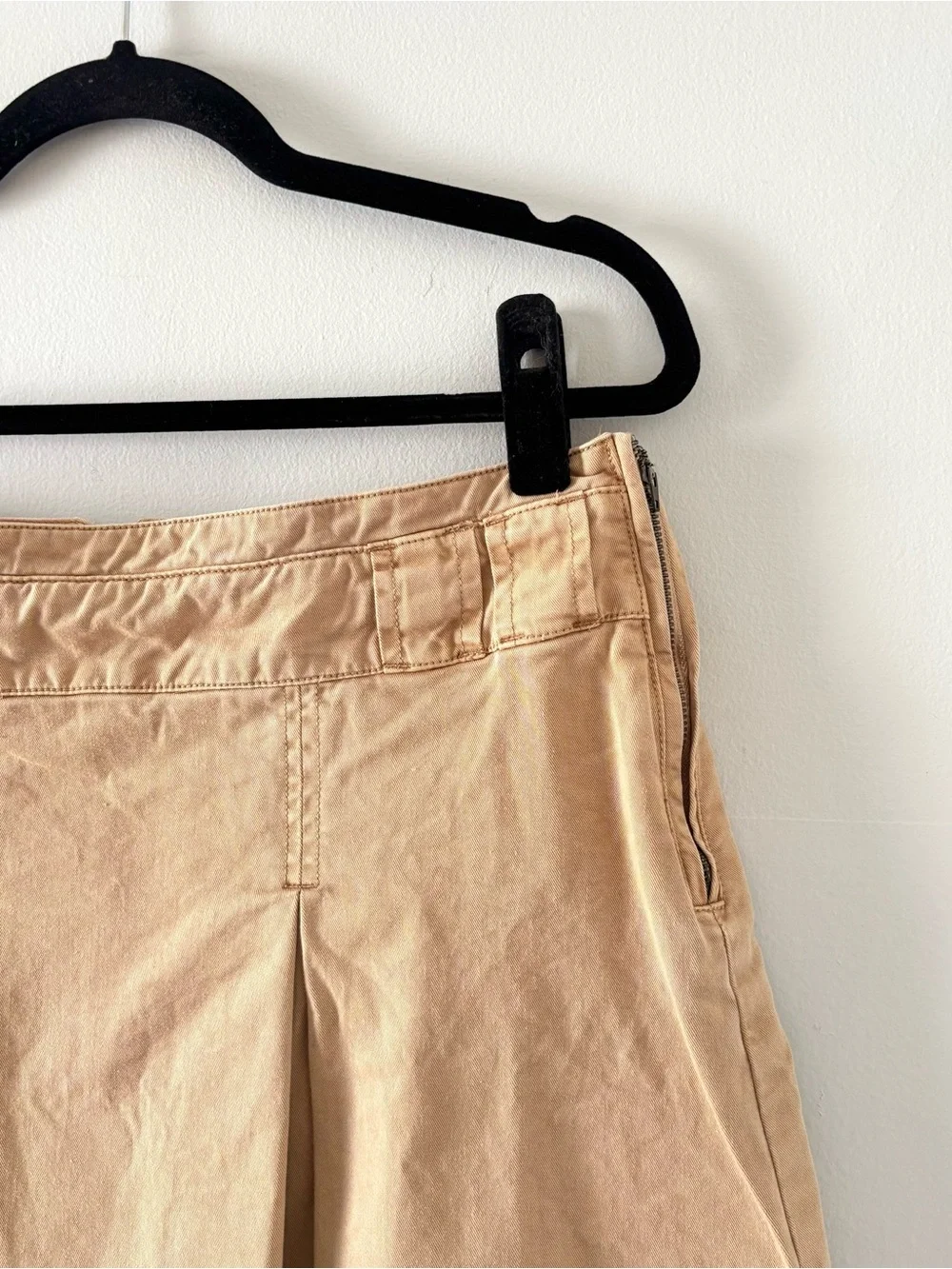 Free People NWT Pleated Mini Skirt Raw Hem Side Zip Khaki Tan Brown